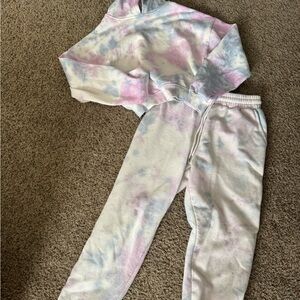 Women’s Tie-Dye Sweatshirt and Joggers Set